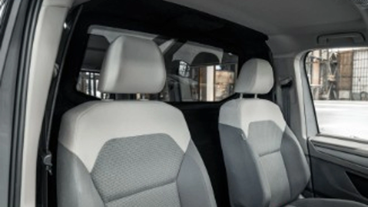 VW Bedrijfswagens Multivan toCargo L2H1 1.5TSI PHEV eHybrid 19,7kWh 245pk DSG 4Motion Business