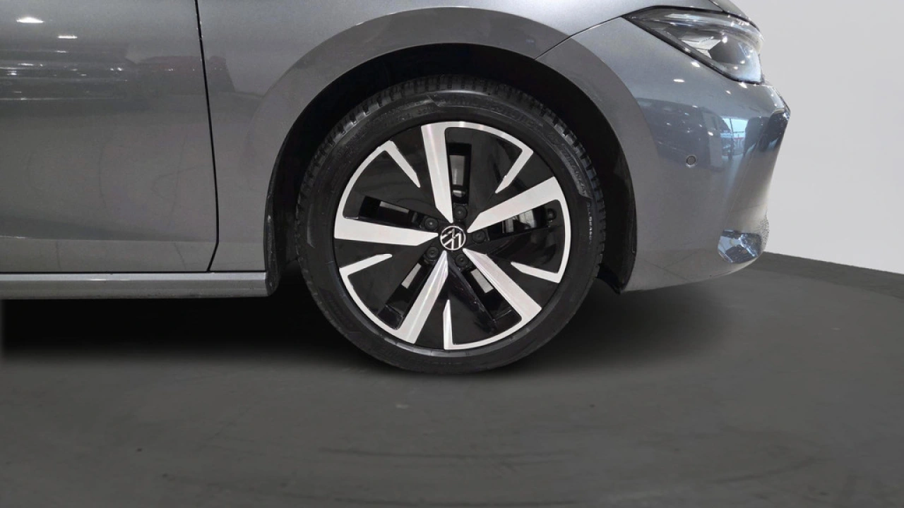 Volkswagen Passat Variant 1.5 eHybrid Business | Design Pakket | Trekhaak | Interieur Pakket |