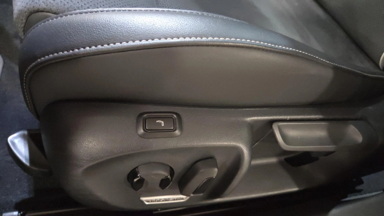 Volkswagen Passat Variant 1.5 eHybrid Business | Design Pakket | Trekhaak | Interieur Pakket |