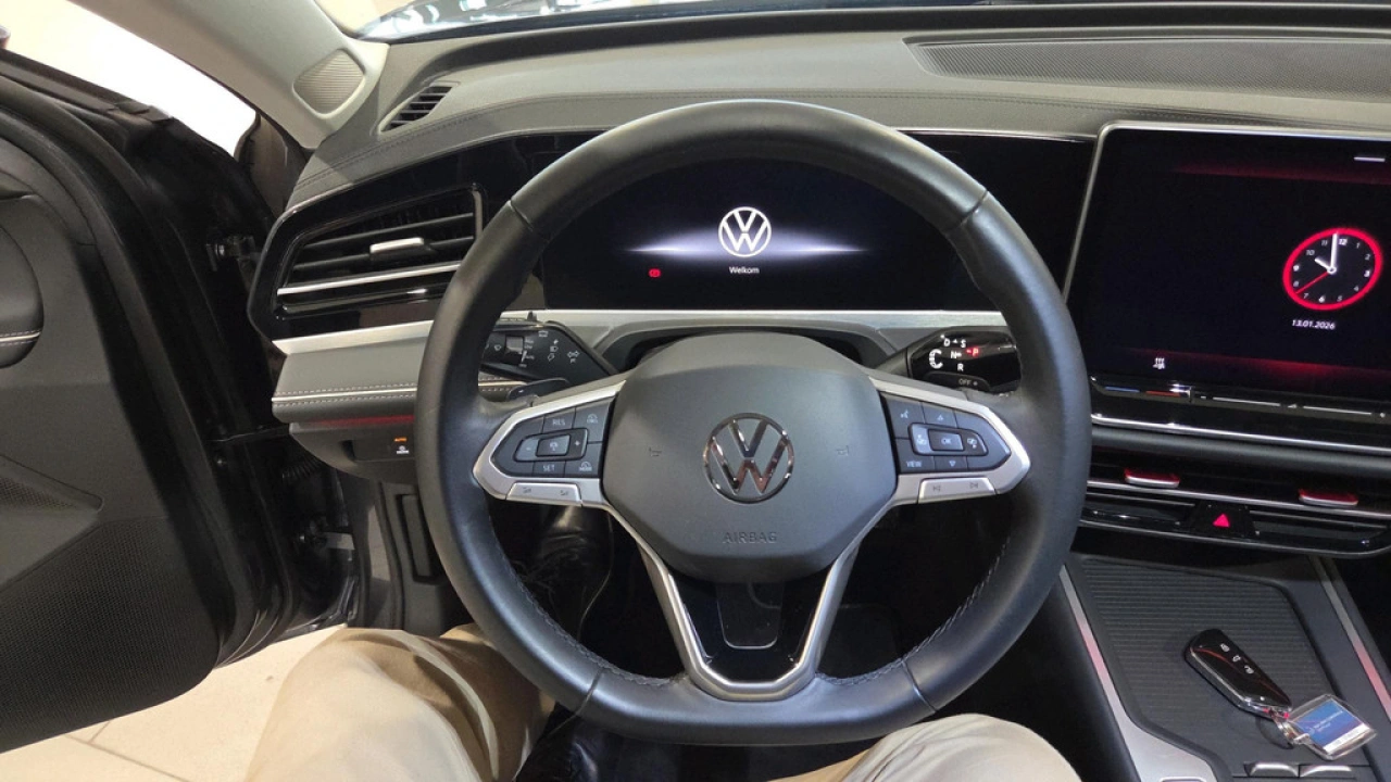 Volkswagen Passat Variant 1.5 eHybrid Business | Design Pakket | Trekhaak | Interieur Pakket |