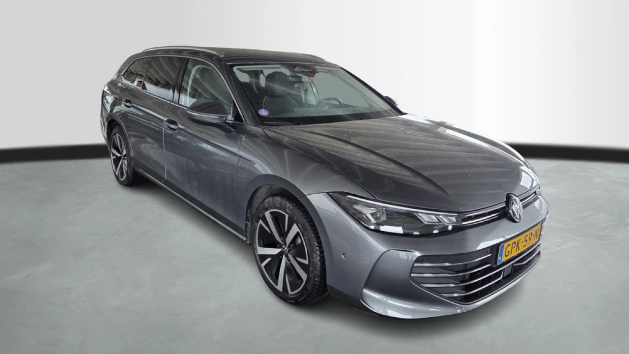 Volkswagen Passat Variant 1.5 eHybrid Business | Design Pakket | Trekhaak | Interieur Pakket |