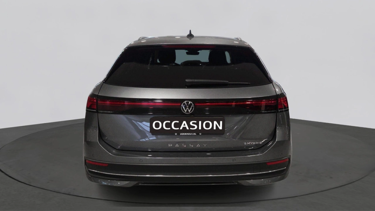 Volkswagen Passat Variant 1.5 eHybrid Business | Design Pakket | Trekhaak | Interieur Pakket |