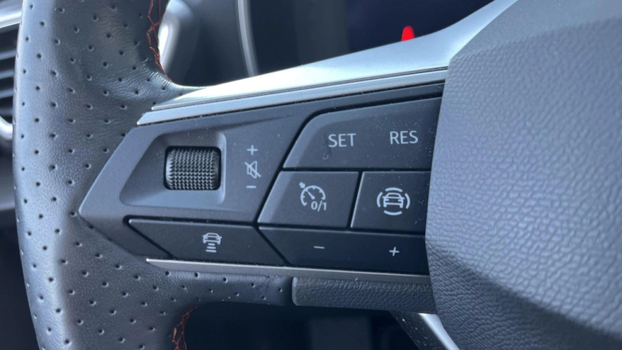 SEAT Leon 1.0 TSI FR Business Intense