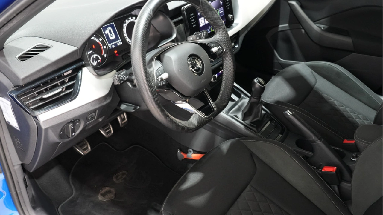 Škoda Kamiq 1.0 TSI 110pk Sport Business