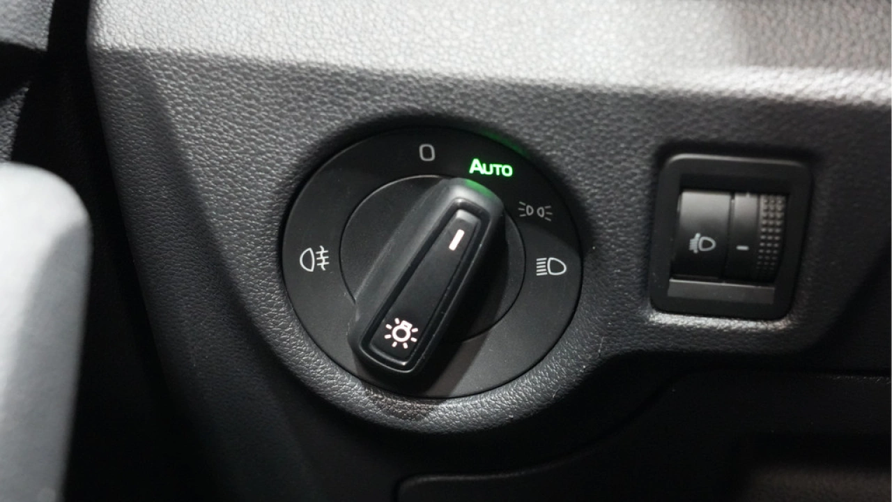 Škoda Kamiq 1.0 TSI 110pk Sport Business