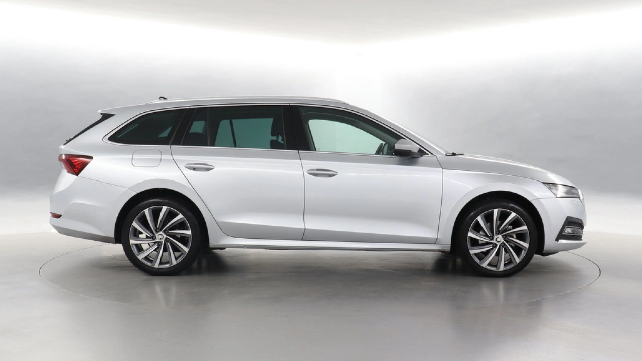 Škoda Octavia Combi 1.5 e-TSI 150pk Business Edition Plus DSG