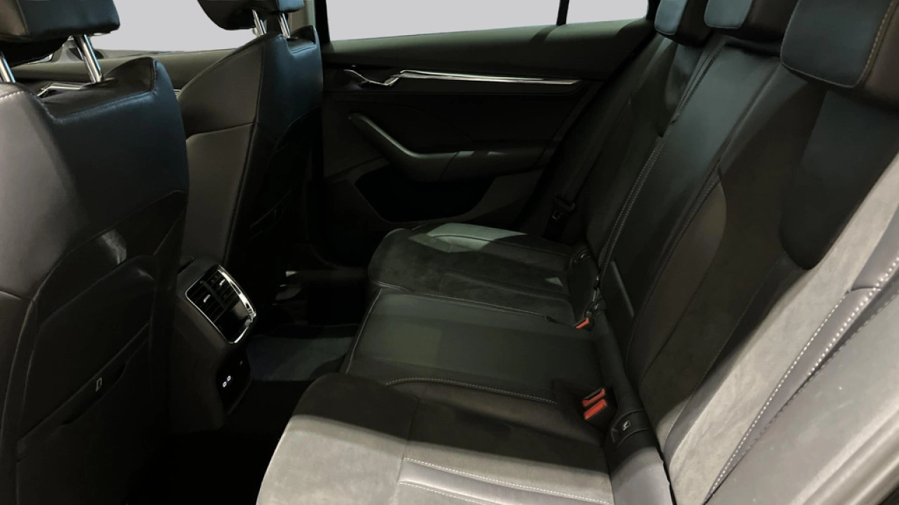 Škoda Octavia Combi 1.5 TSI First Edition