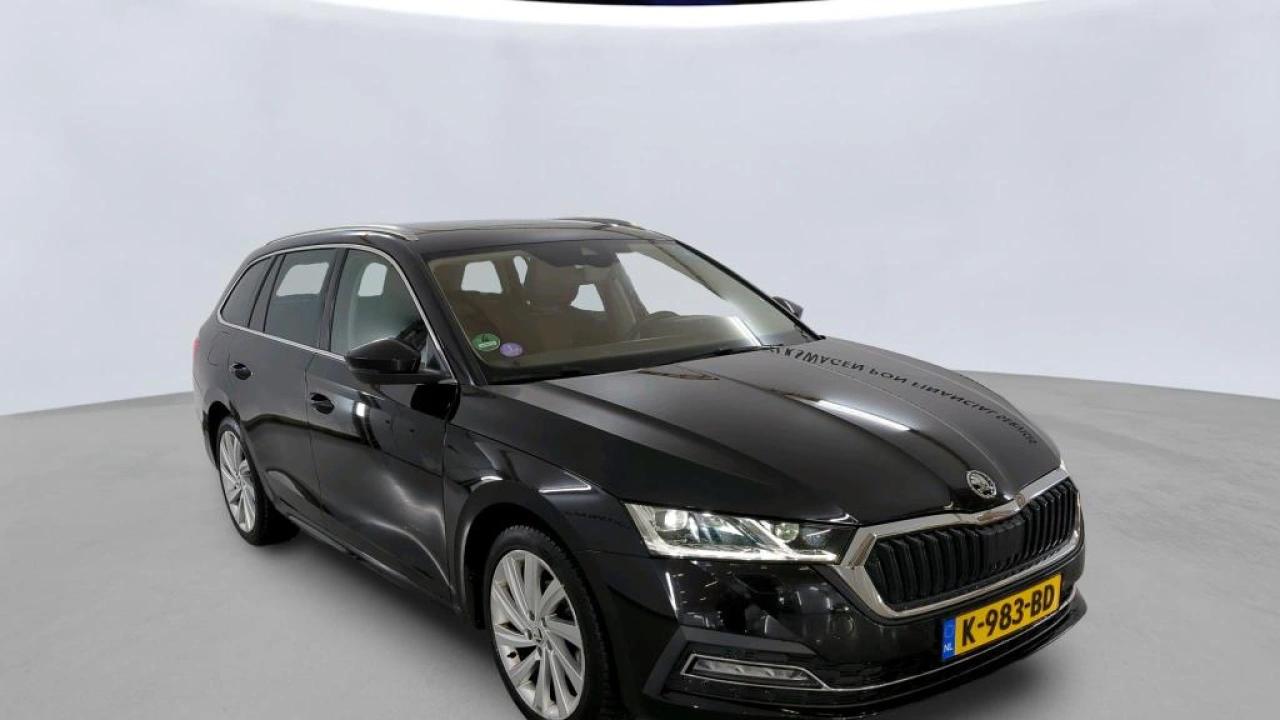 Škoda Octavia Combi 1.5 TSI First Edition