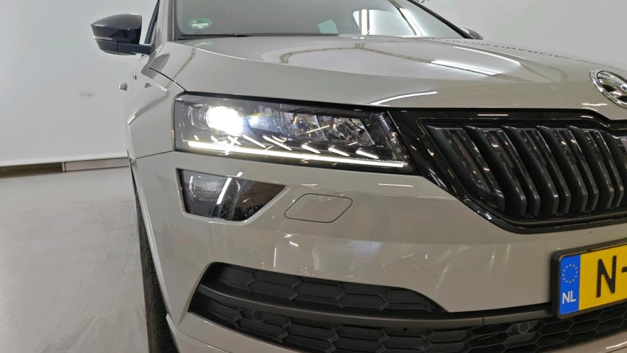 Škoda Karoq 1.5 TSI ACT Sportline Business