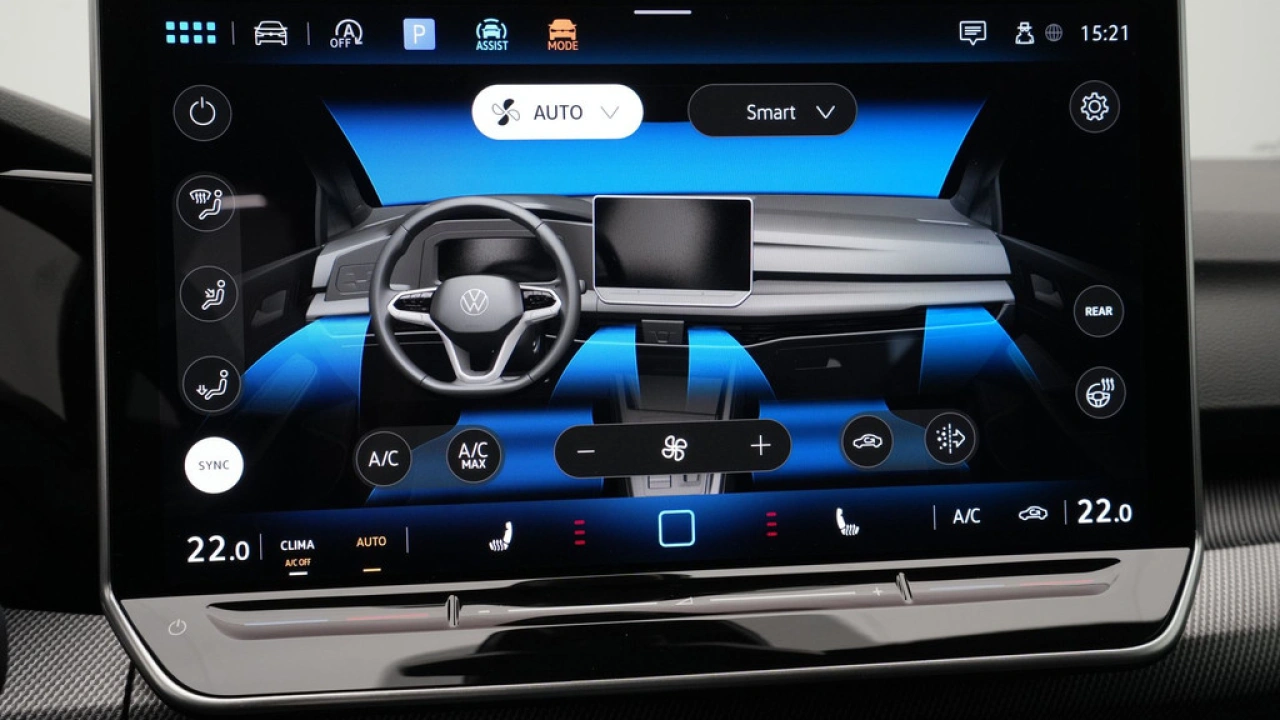 Volkswagen GOLF Variant 1.5 eTSI R-Line Edition