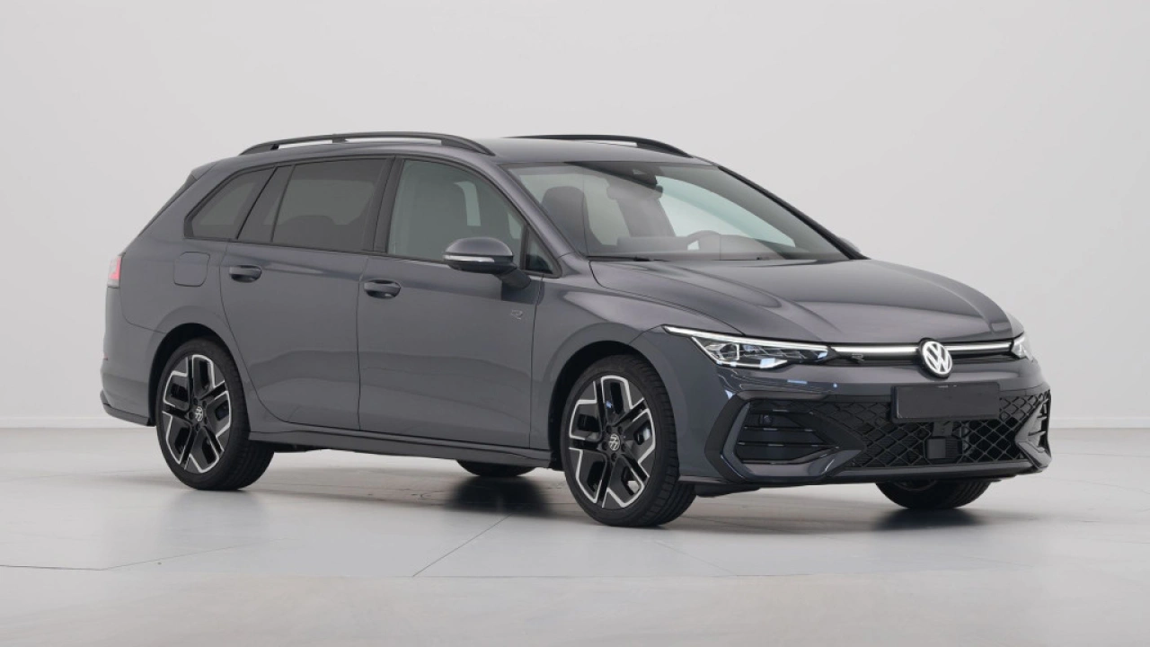 Volkswagen GOLF Variant 1.5 eTSI R-Line Edition