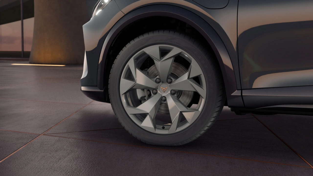 CUPRA Formentor 1.5 TSI e-Hybrid 204 6DSG Business