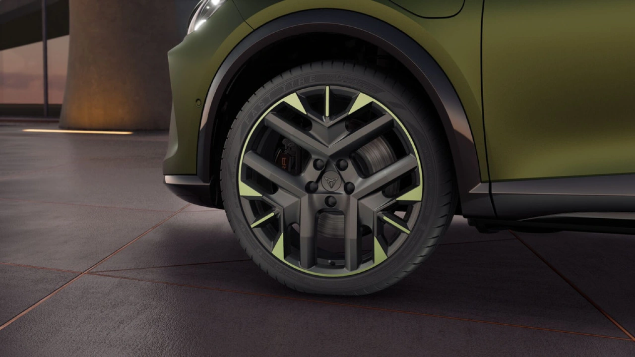 CUPRA Formentor 1.5 TSI e-Hybrid 272 6DSG VZ Tribe Edition