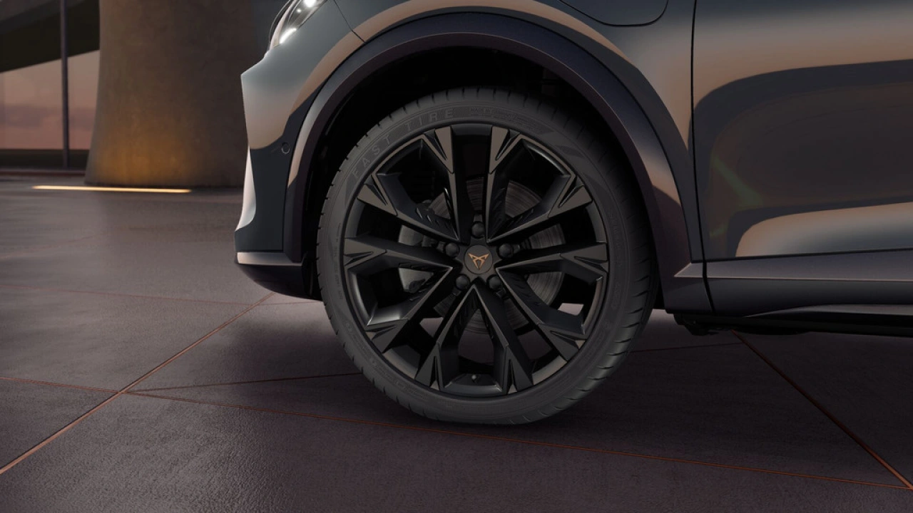 CUPRA Formentor 1.5 TSI e-Hybrid 204 6DSG Business