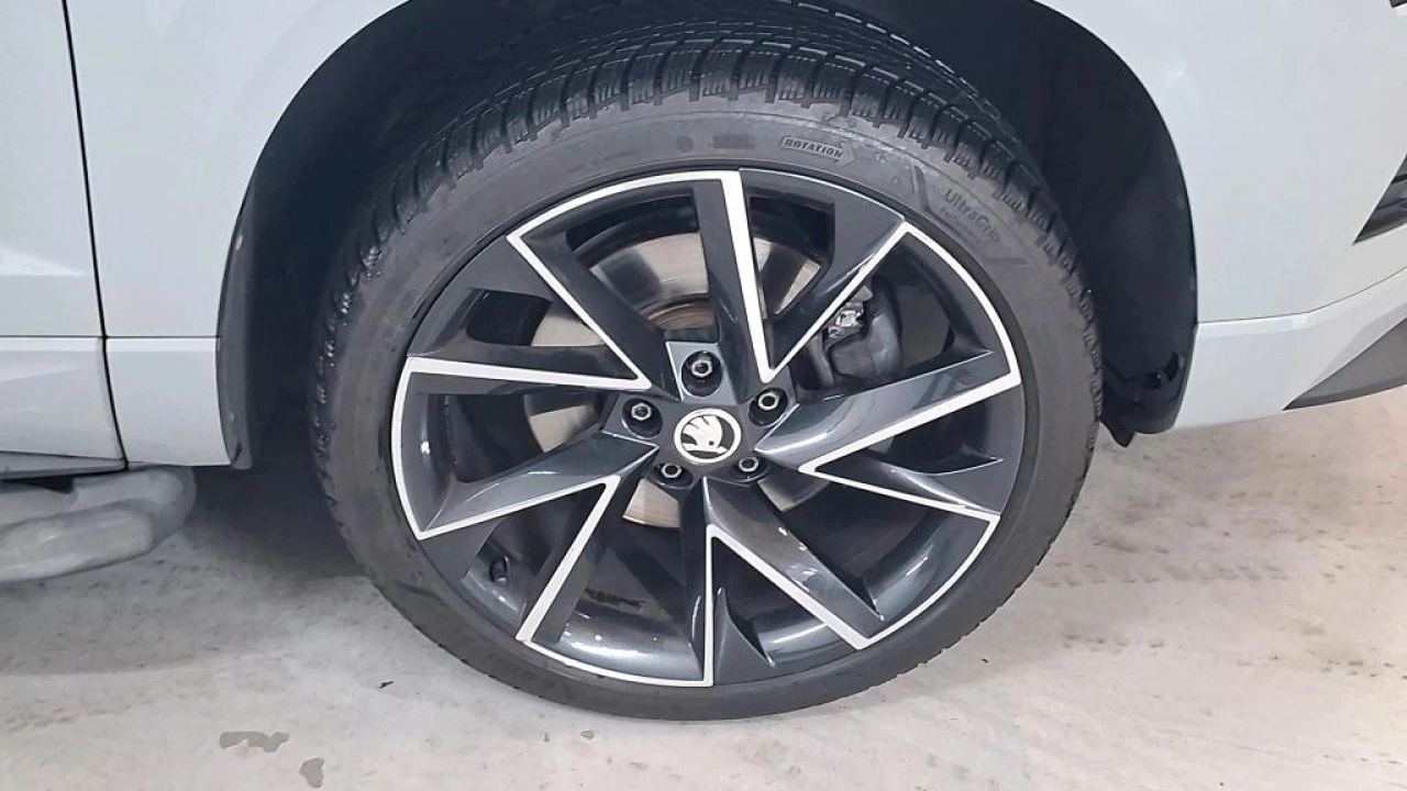 Škoda Karoq 1.5 TSI ACT Sportline Business