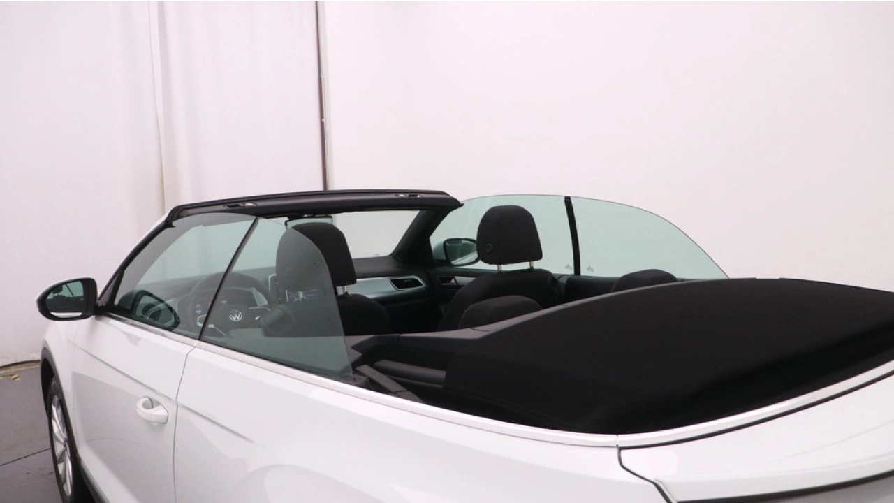 Volkswagen T-Roc Cabrio 1.5 TSI 150pk DSG Style Navigatie Trekhaak