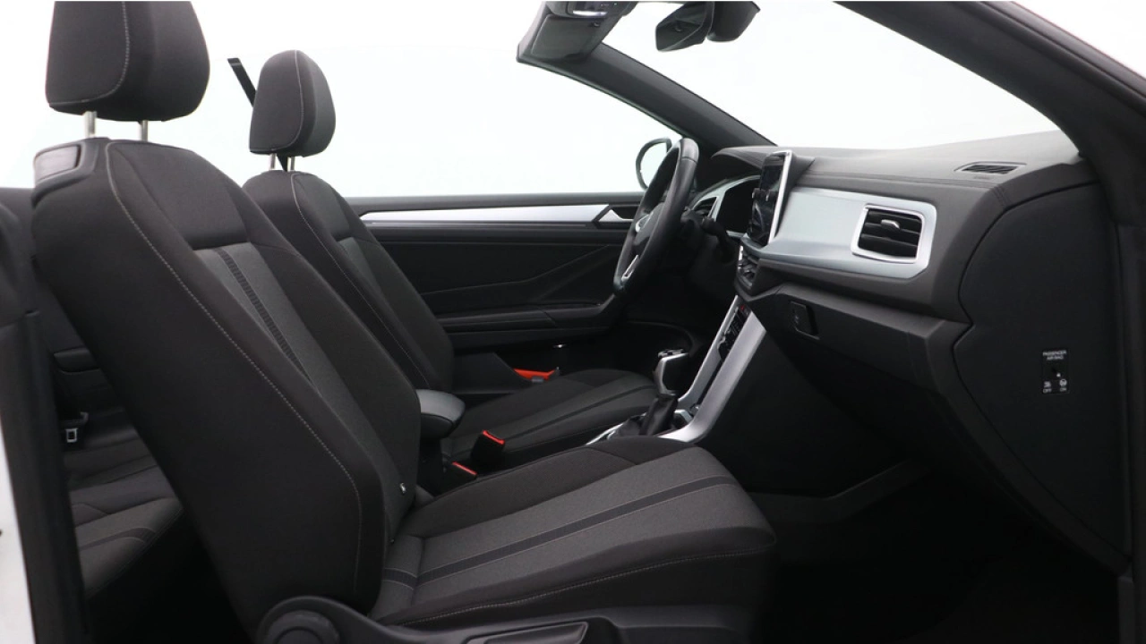 Volkswagen T-Roc Cabrio 1.5 TSI 150pk DSG Style Navigatie Trekhaak