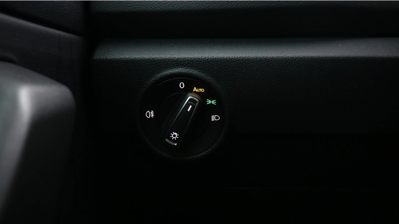 Volkswagen T-Roc Cabrio 1.5 TSI 150pk DSG Style Navigatie Trekhaak