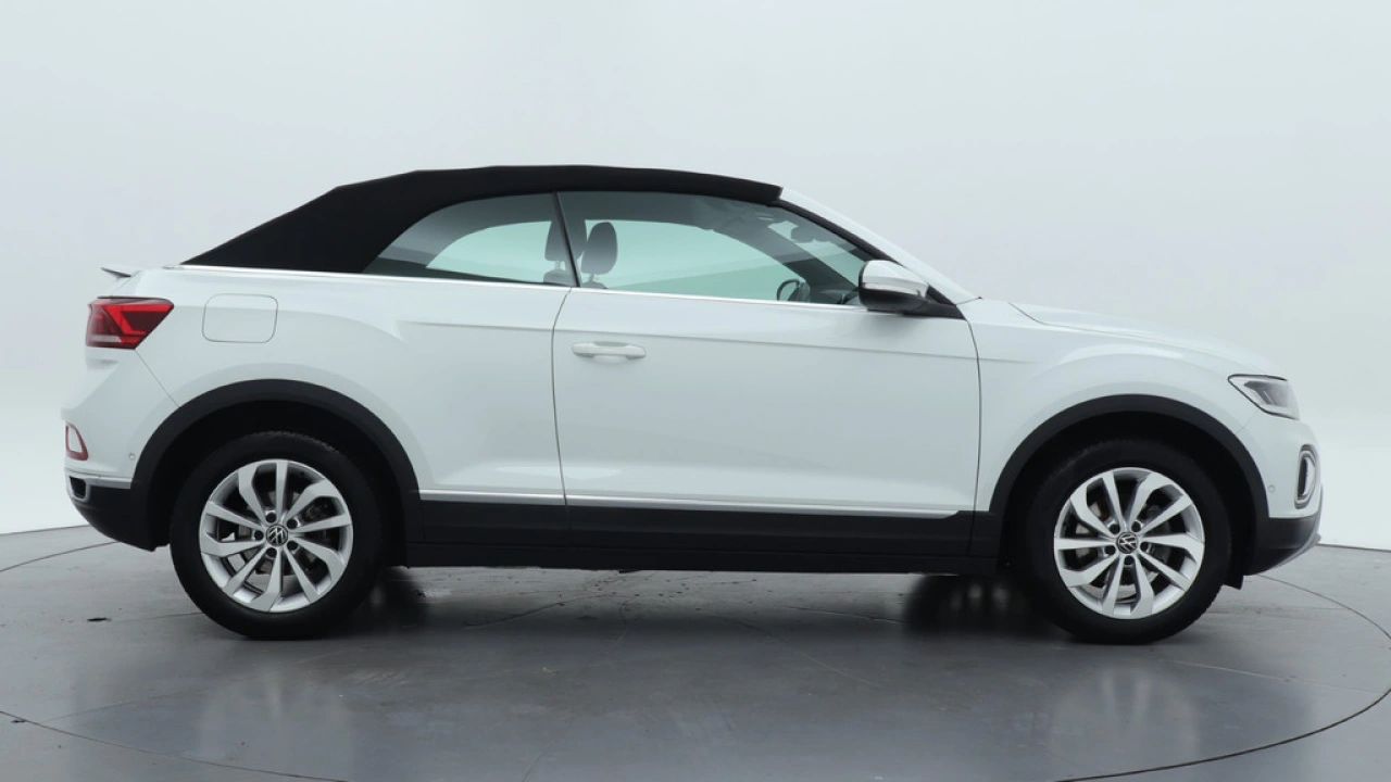 Volkswagen T-Roc Cabrio 1.5 TSI 150pk DSG Style Navigatie Trekhaak