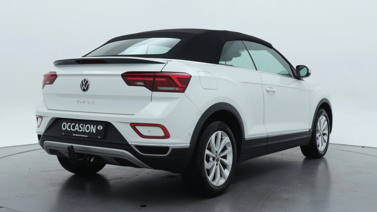 Volkswagen T-Roc Cabrio 1.5 TSI 150pk DSG Style Navigatie Trekhaak