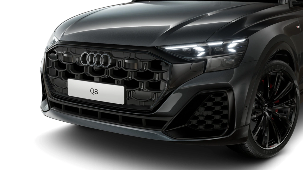Audi Q8 60 TFSI e 490 Tiptronic Pro Line S Competition