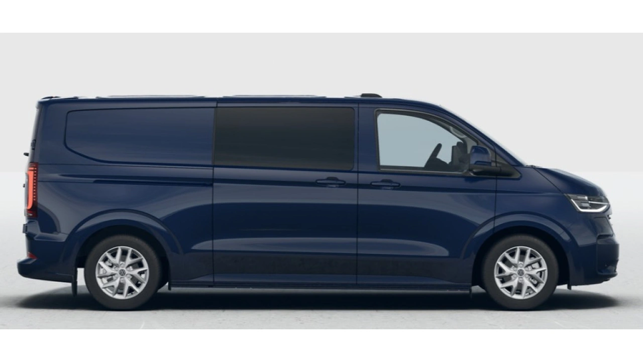 VW Bedrijfswagens E-Transporter L2H1 286pk 71kWh RWD Bulli