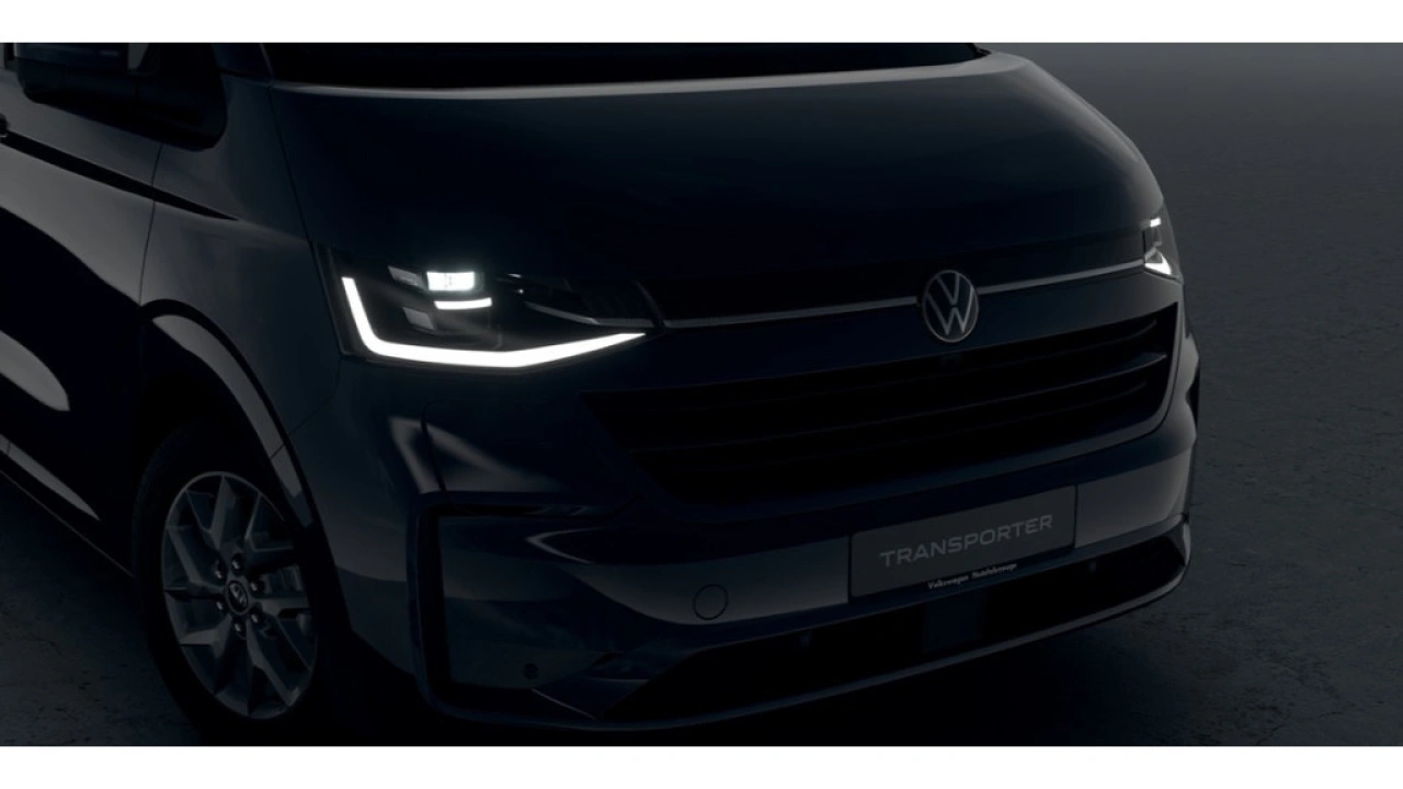 VW Bedrijfswagens E-Transporter L2H1 286pk 71kWh RWD Bulli