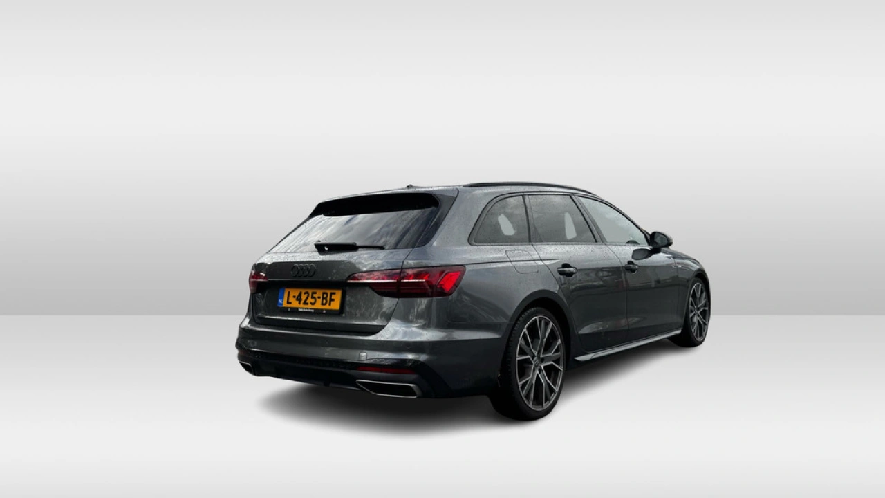 Audi A4 Avant 35 TFSI 150pk Automaat S edition Competition