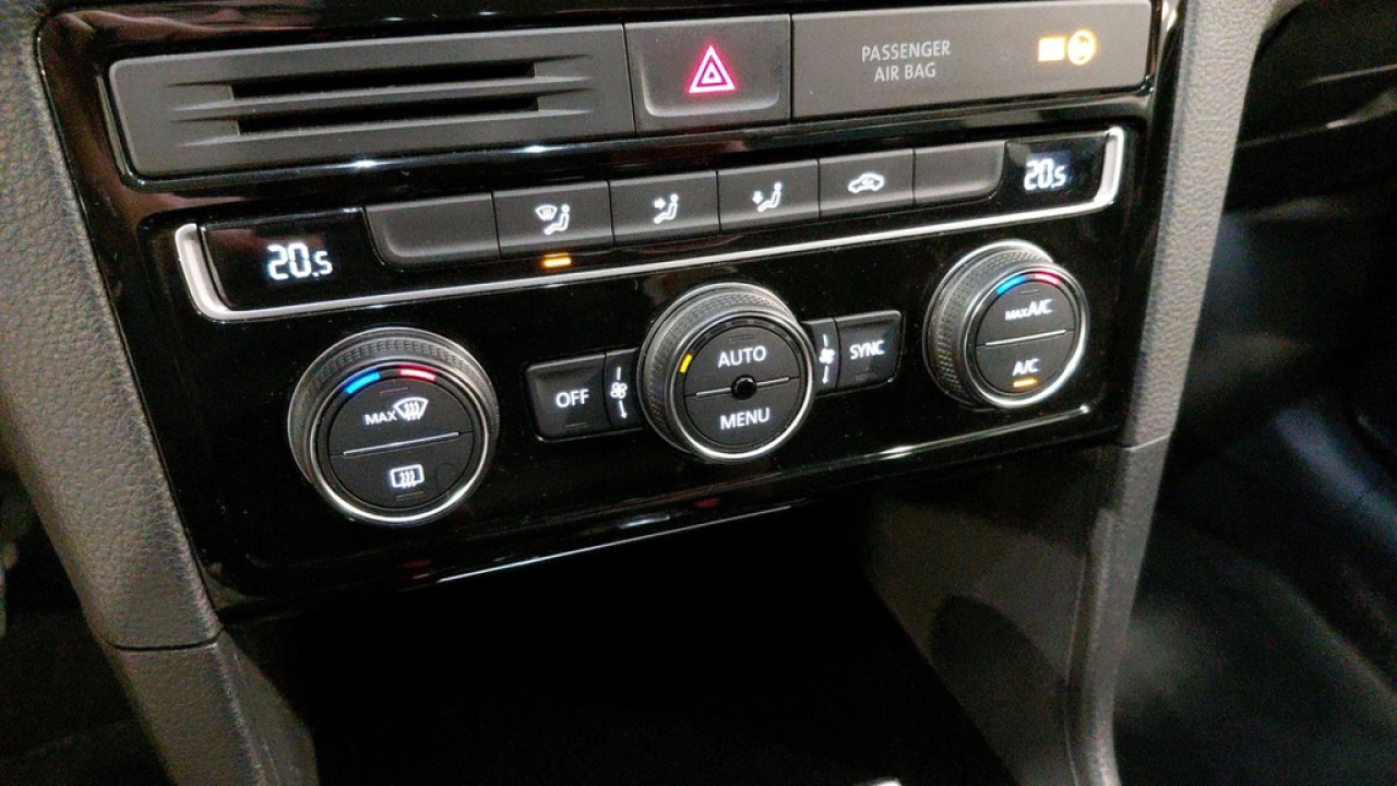 Volkswagen Golf Sportsvan 1.4 TSI Automaat | Highline | Trekhaak | Navigatie | 1e eigenaar! |