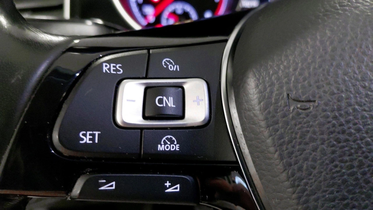 Volkswagen Golf Sportsvan 1.4 TSI Automaat | Highline | Trekhaak | Navigatie | 1e eigenaar! |