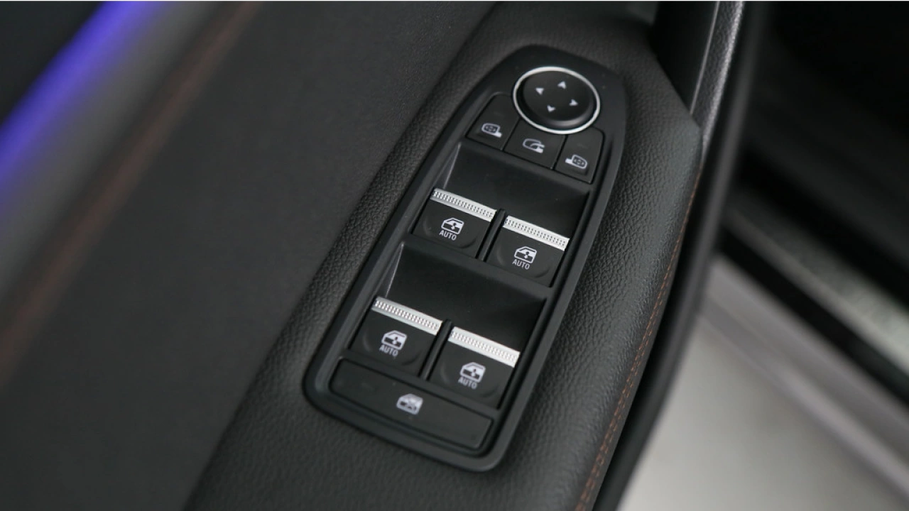 Renault Captur 1.3 TCe 155pk Initiale Paris Automaat