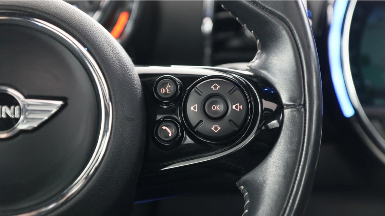 MINI Clubman 1.5 136pk Cooper Chili Automaat