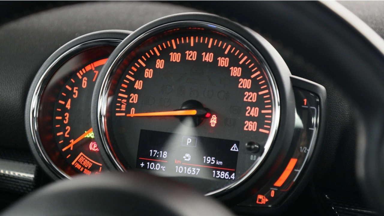 MINI Clubman 1.5 136pk Cooper Chili Automaat