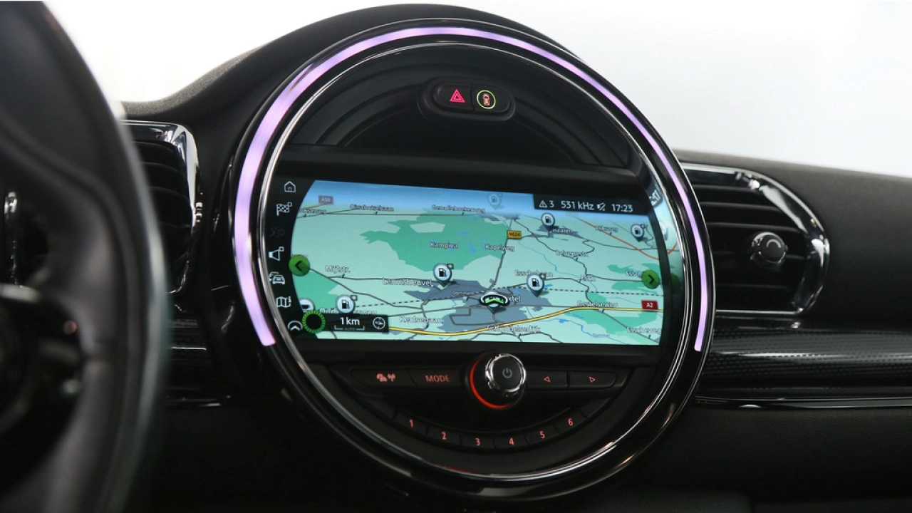 MINI Clubman 1.5 136pk Cooper Chili Automaat