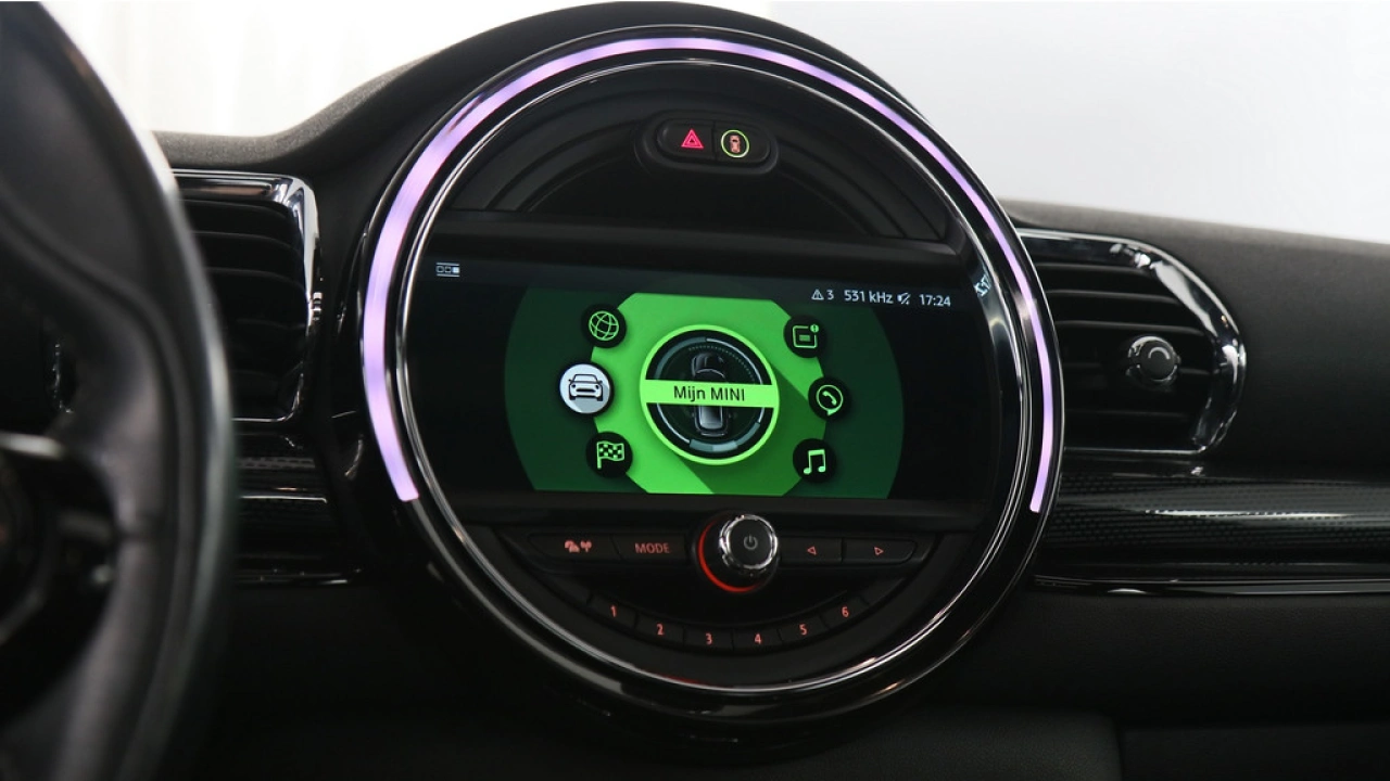 MINI Clubman 1.5 136pk Cooper Chili Automaat