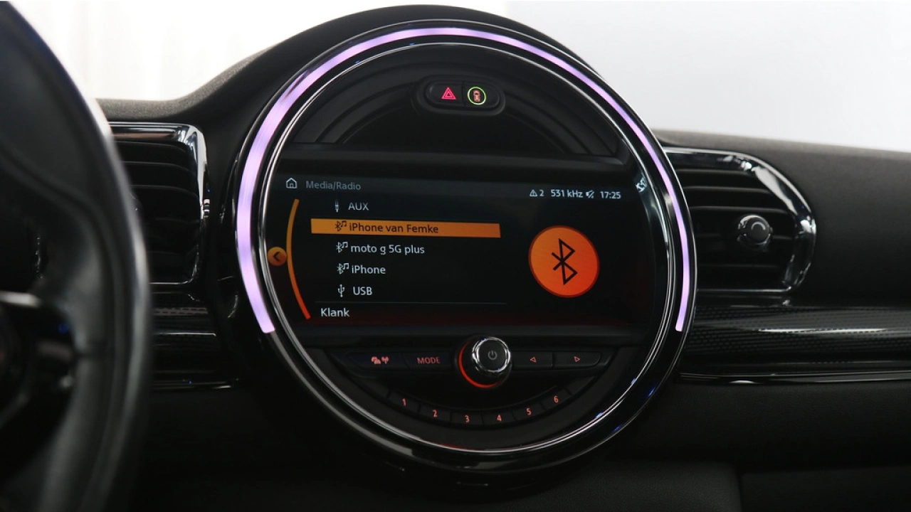 MINI Clubman 1.5 136pk Cooper Chili Automaat