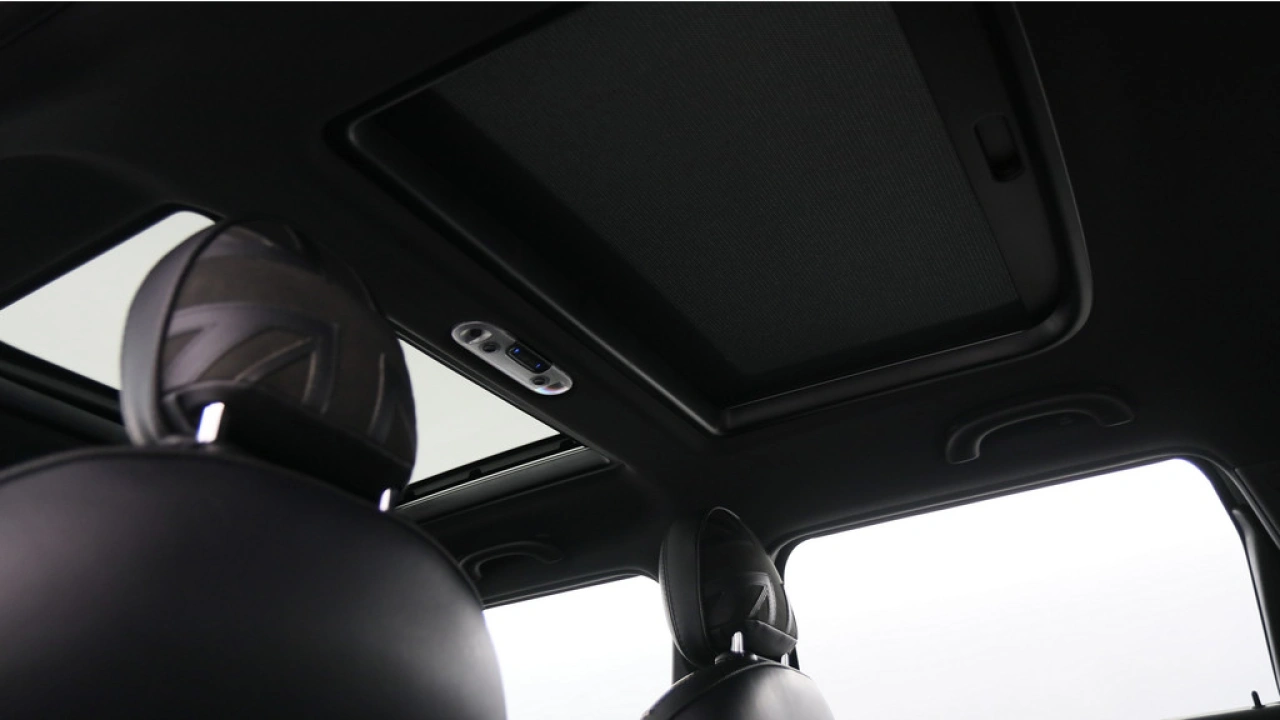 MINI Clubman 1.5 136pk Cooper Chili Automaat