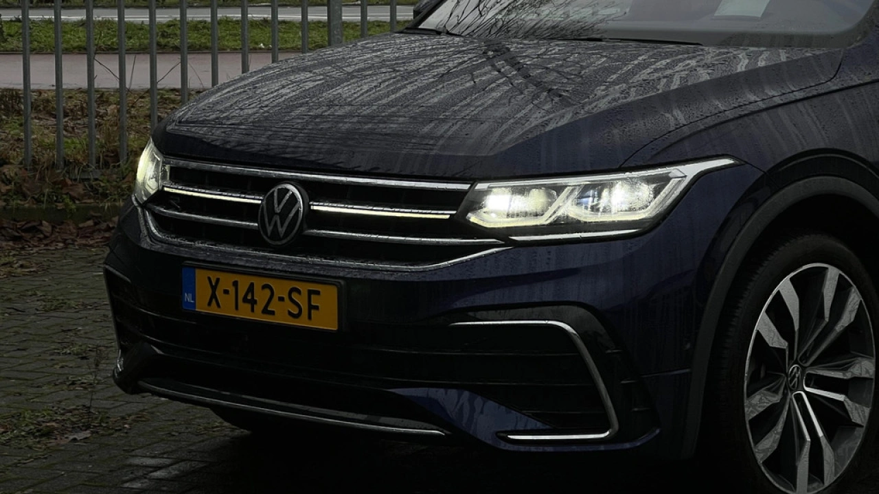 Volkswagen Tiguan Allspace 1.5 TSI 150pk R-Line Business+ 7p. Panoramadak