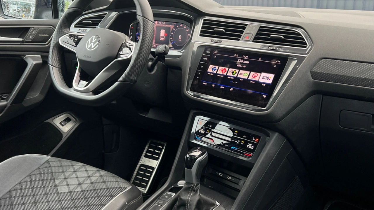 Volkswagen Tiguan Allspace 1.5 TSI 150pk R-Line Business+ 7p. Panoramadak