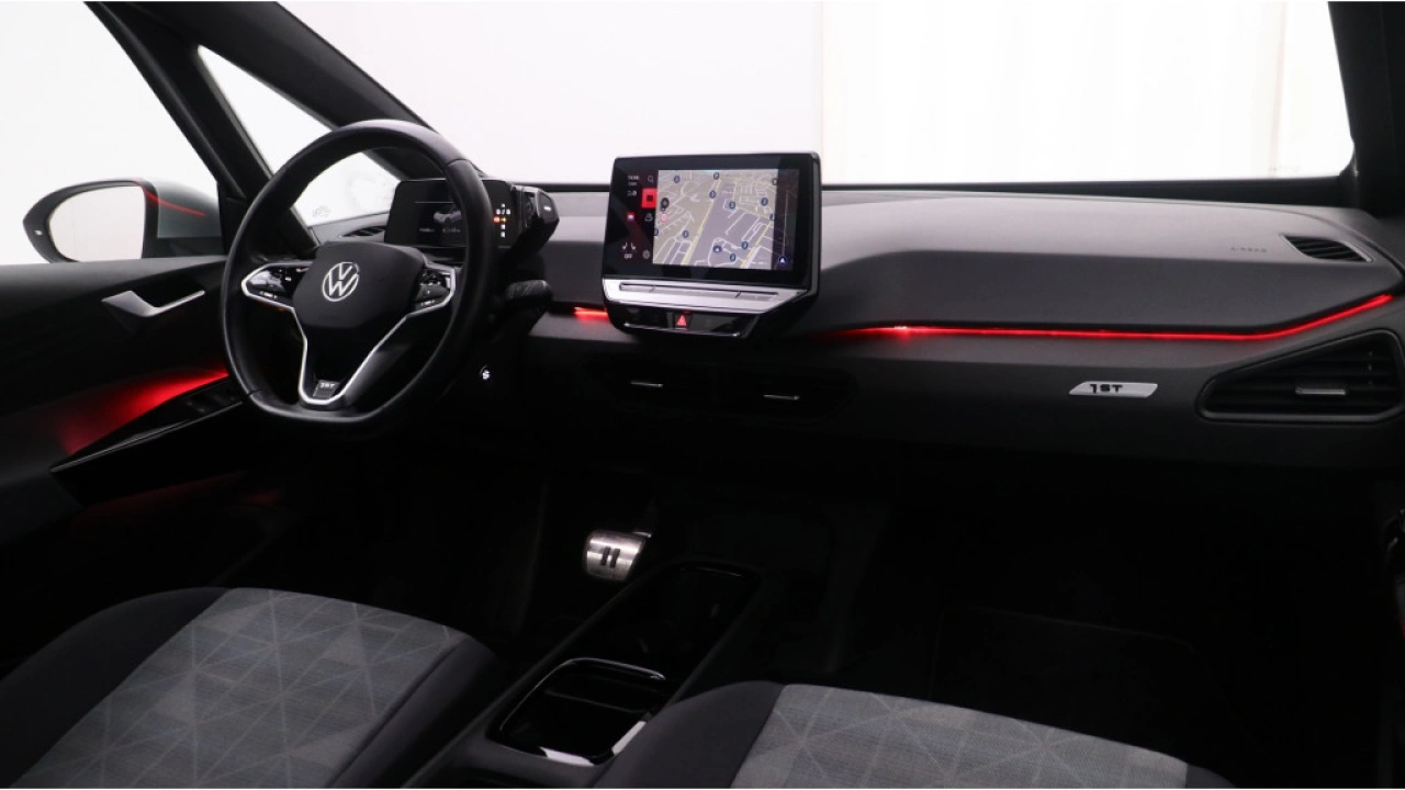 Volkswagen ID.3 First 58 kWh 204pk Navigatie Stoelverwarming