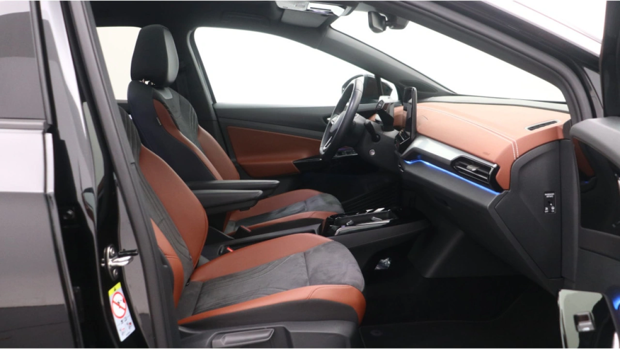 Volkswagen ID.5 Pro 77 kWh 204pk Matrix Panoramadak Trekhaak