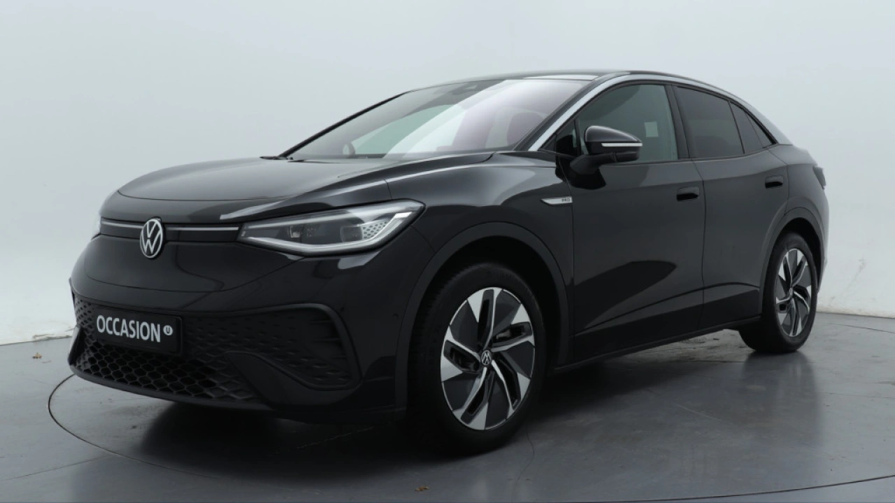 Volkswagen ID.5 Pro 77 kWh 204pk Matrix Panoramadak Trekhaak