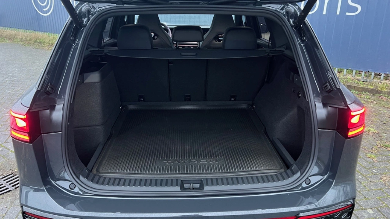 Volkswagen Tayron 1.5 eHybrid 272pk DSG R-Line Edition