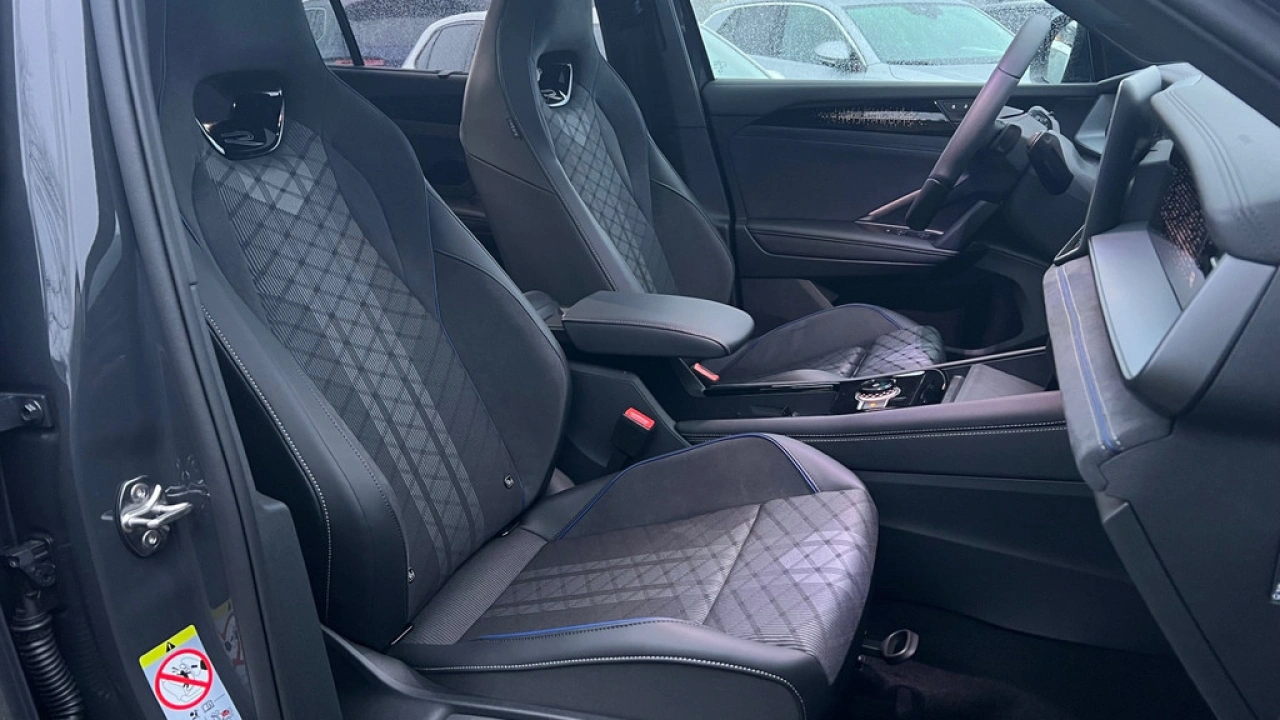 Volkswagen Tayron 1.5 eHybrid 272pk DSG R-Line Edition