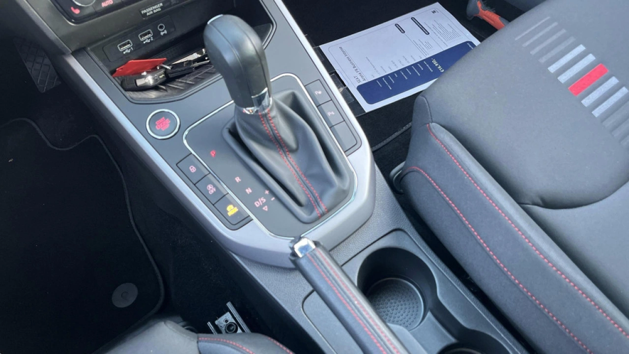 SEAT Arona 1.0 TSI FR Business Intense