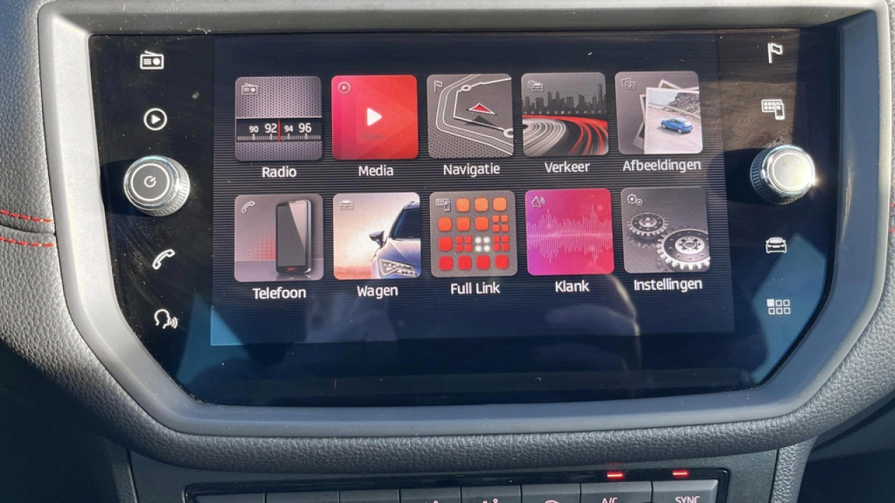 SEAT Arona 1.0 TSI FR Business Intense