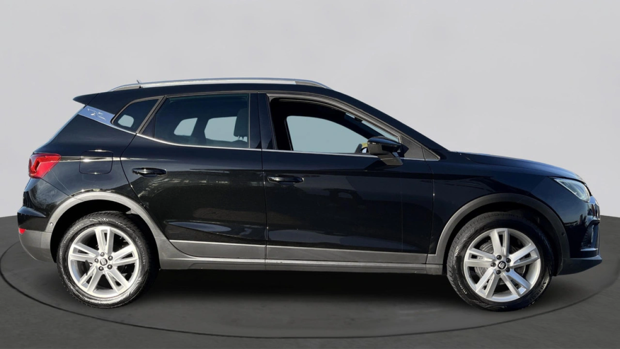 SEAT Arona 1.0 TSI FR Business Intense