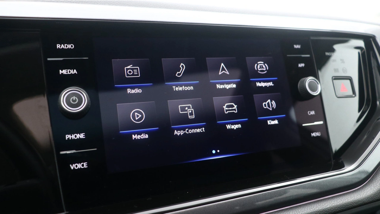 Volkswagen Taigo 1.0 TSI 110pk Style | Panoramadak | LED Matrix | Navigatie |