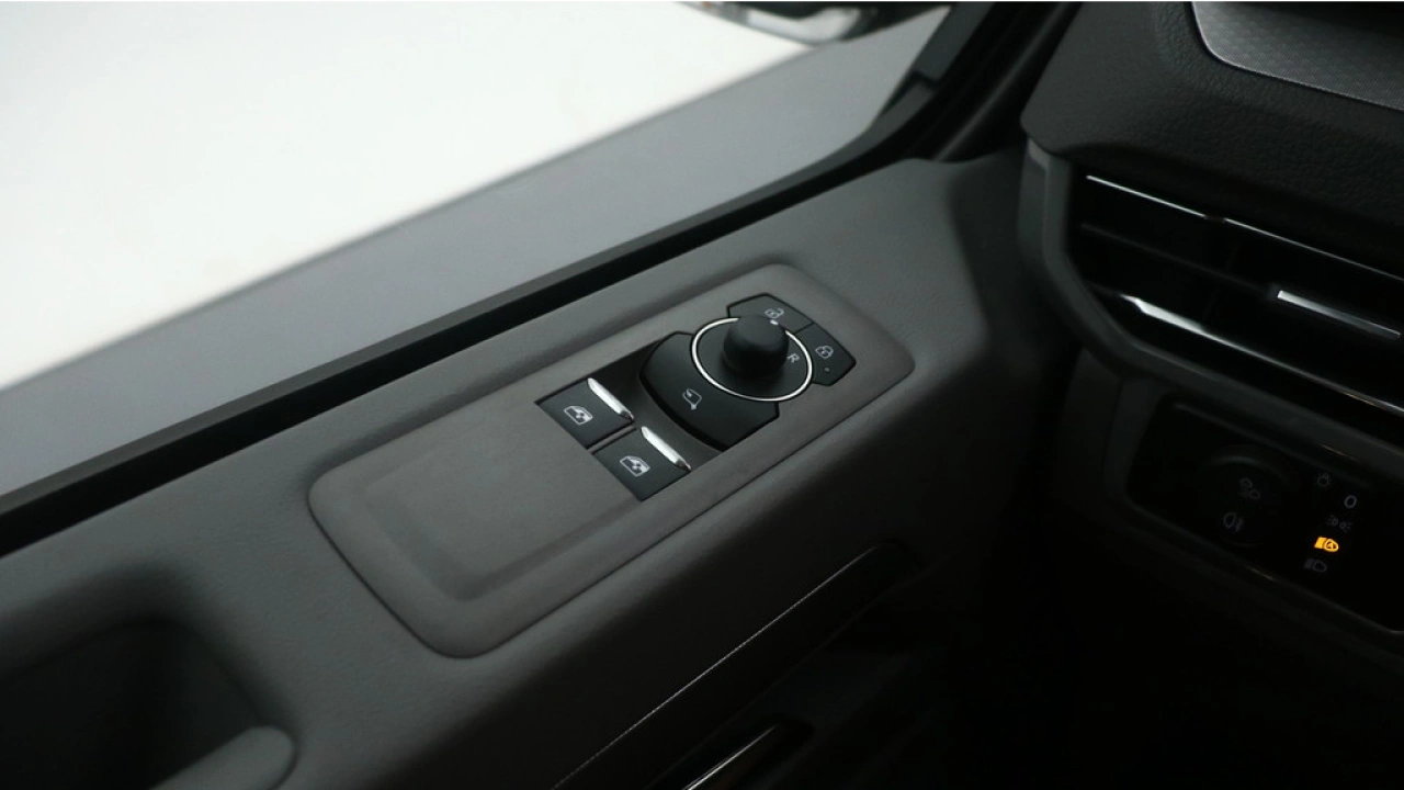 VW Bedrijfswagens Transporter L1H1 2.0 TDI 125kW 170PK Automaat 2.8T Bulli-intro