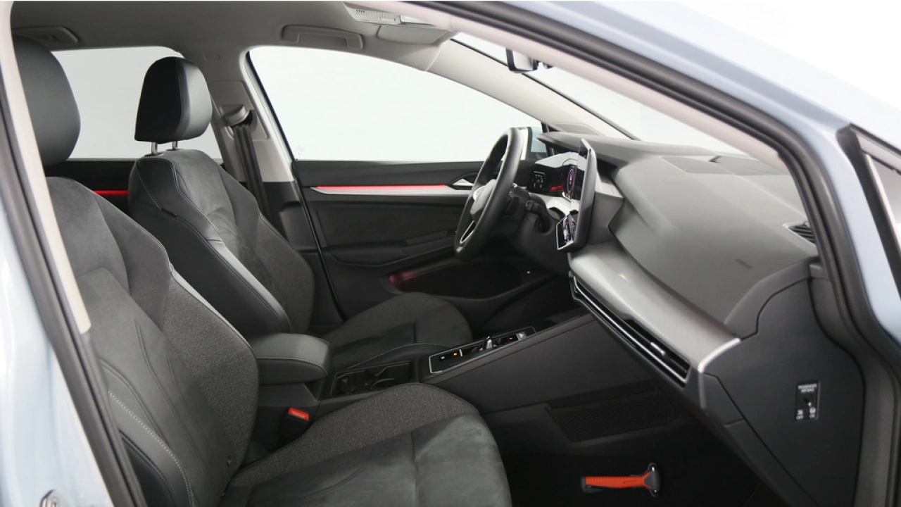 Volkswagen Golf 1.5 eHybrid 204pk Life Edition DSG